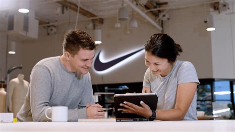 nike customer service jobs